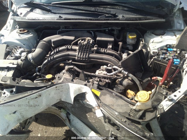 Photo 9 VIN: 4S3GKAM67J3600818 - SUBARU IMPREZA 