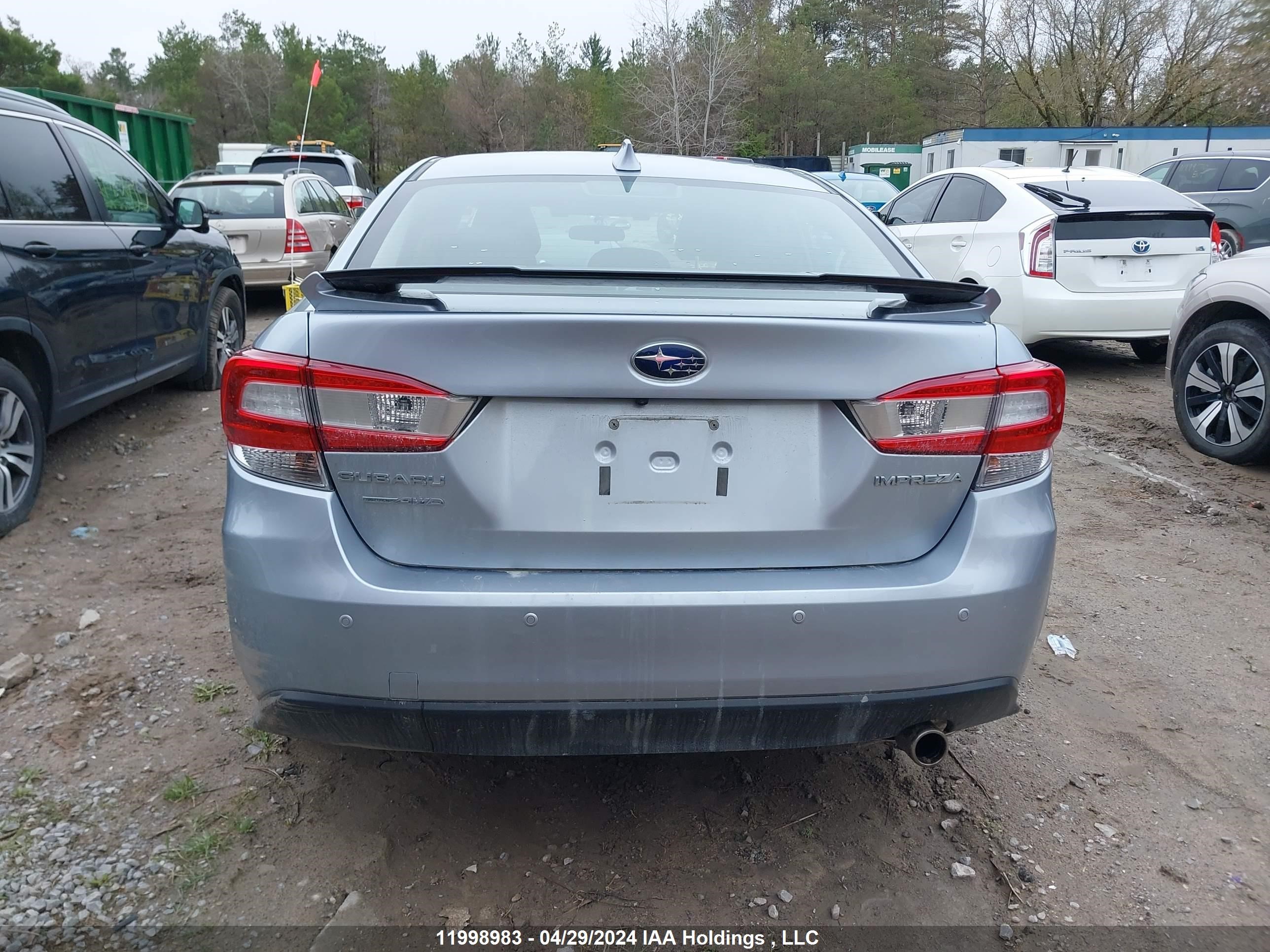 Photo 15 VIN: 4S3GKAU64J3607922 - SUBARU IMPREZA 