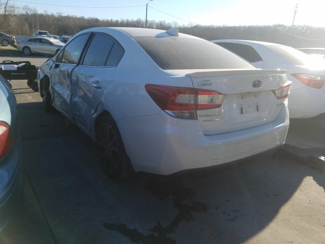 Photo 2 VIN: 4S3GKAU6XH3602783 - SUBARU IMPREZA LI 