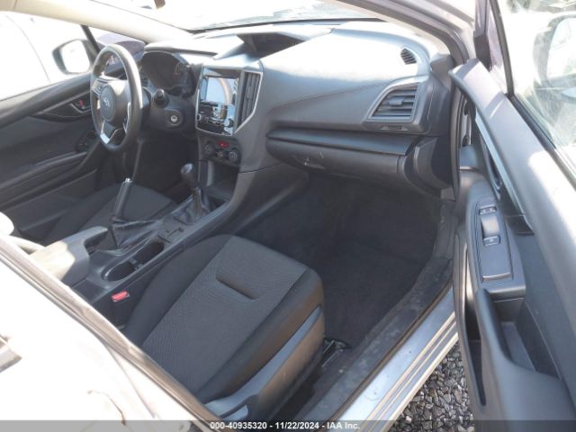 Photo 4 VIN: 4S3GTAA60J1723521 - SUBARU IMPREZA 