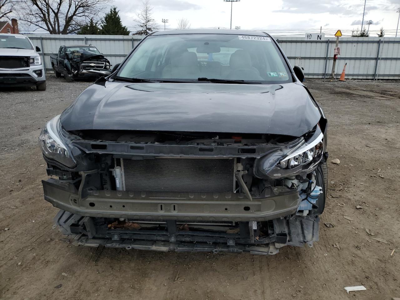 Photo 4 VIN: 4S3GTAA60J1735524 - SUBARU IMPREZA 