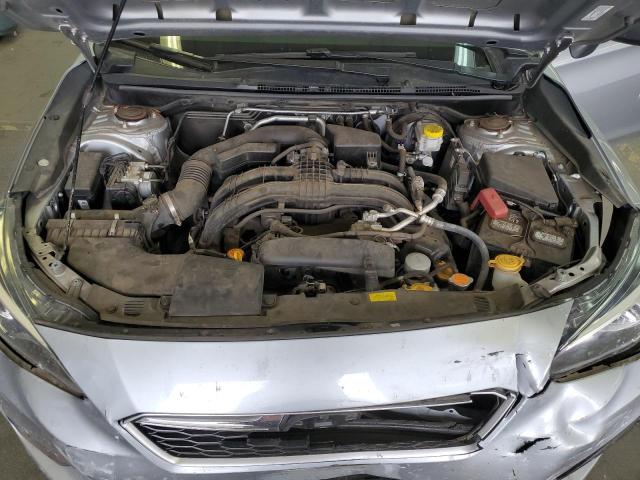 Photo 10 VIN: 4S3GTAA60J3710529 - SUBARU IMPREZA 