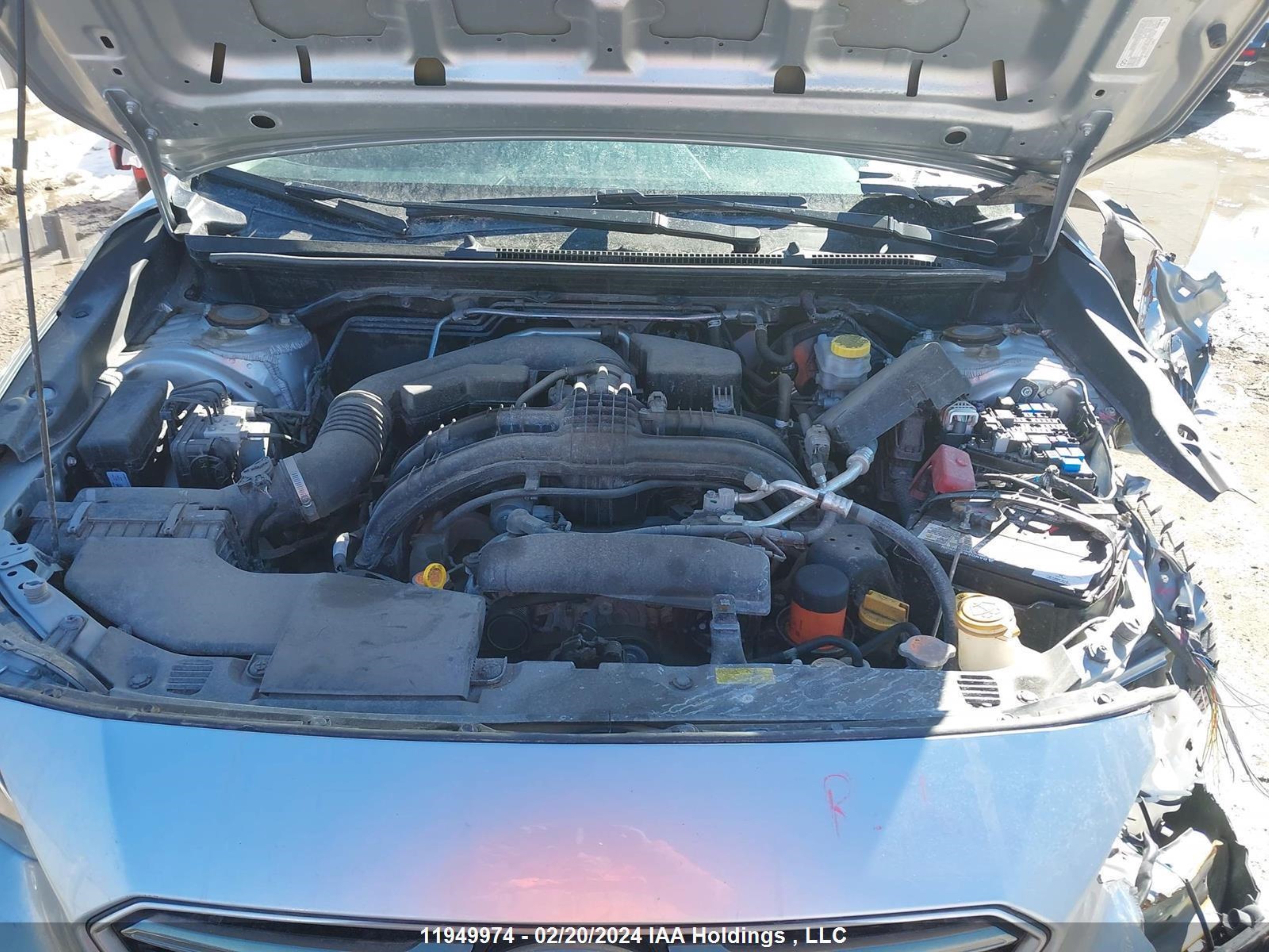 Photo 9 VIN: 4S3GTAA60J3723894 - SUBARU IMPREZA 