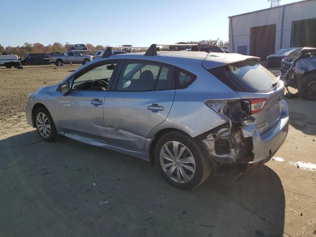 Photo 1 VIN: 4S3GTAA61J3722804 - SUBARU IMPREZA 