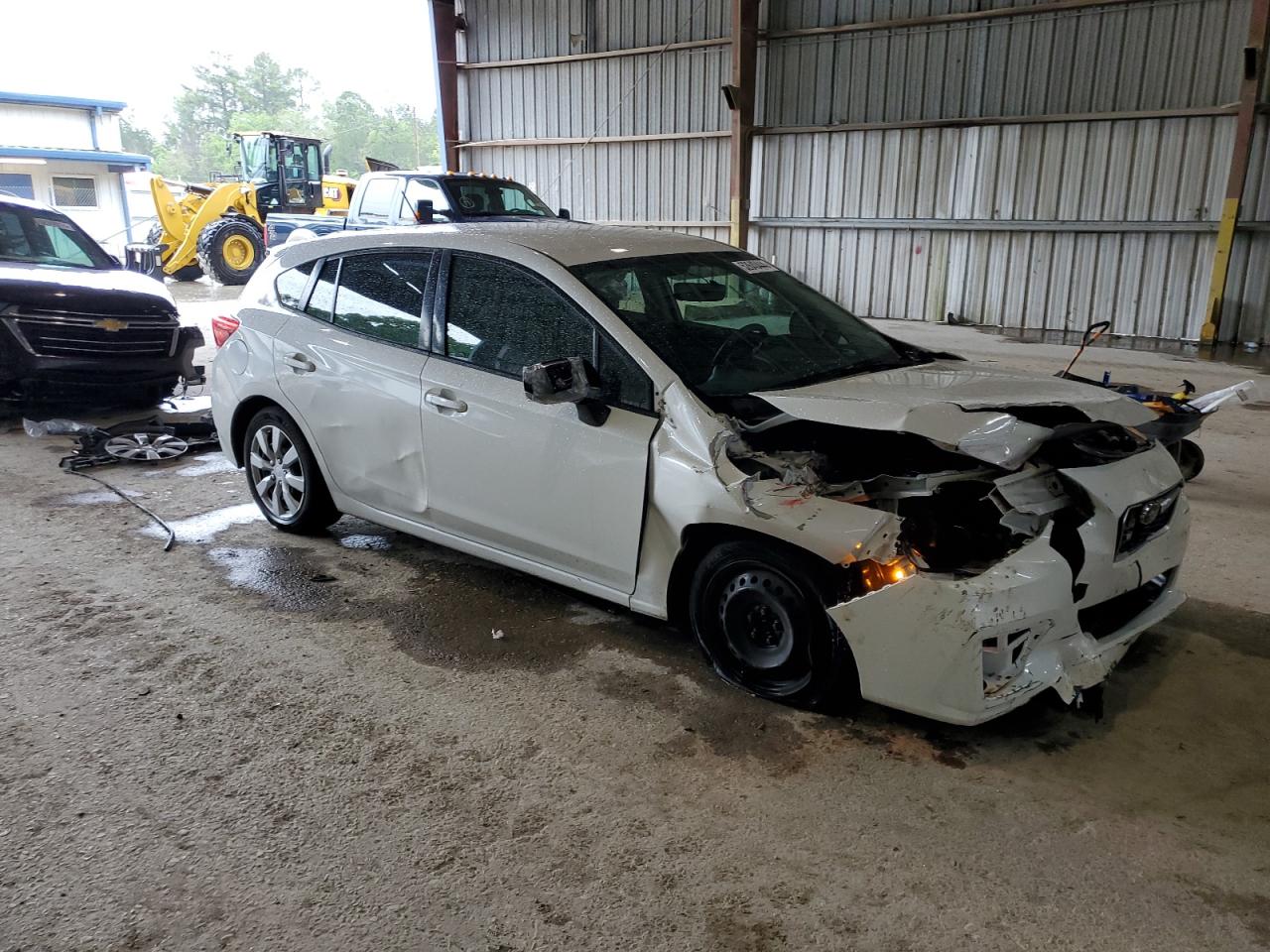 Photo 3 VIN: 4S3GTAA62H3713409 - SUBARU IMPREZA 