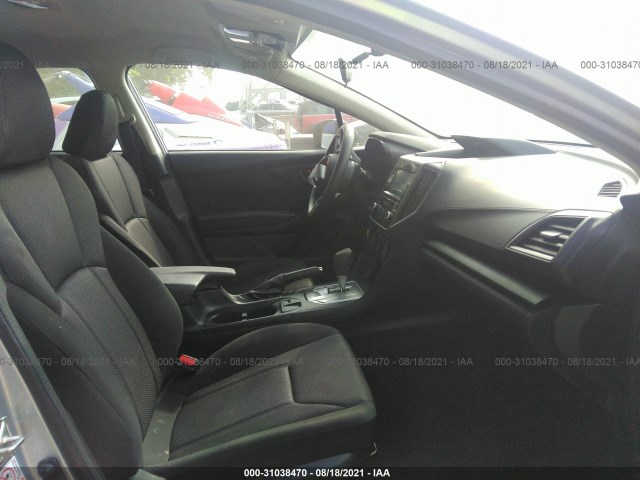 Photo 4 VIN: 4S3GTAA62J3740647 - SUBARU IMPREZA 