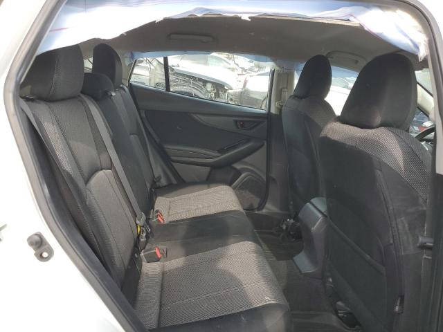 Photo 9 VIN: 4S3GTAA62J3743340 - SUBARU IMPREZA 