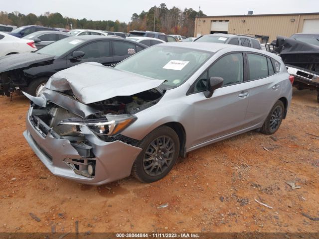 Photo 1 VIN: 4S3GTAA63J3741693 - SUBARU IMPREZA 