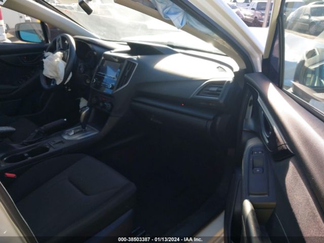 Photo 4 VIN: 4S3GTAA63K3700630 - SUBARU IMPREZA 