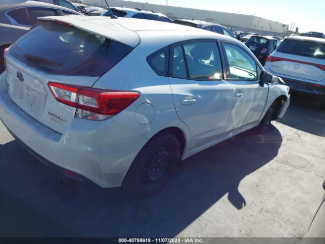 Photo 3 VIN: 4S3GTAA64H3728638 - SUBARU IMPREZA 