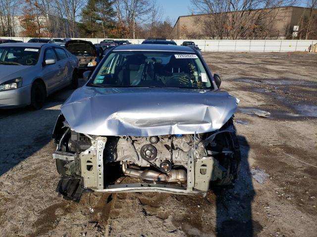 Photo 4 VIN: 4S3GTAA64J3705124 - SUBARU IMPREZA 