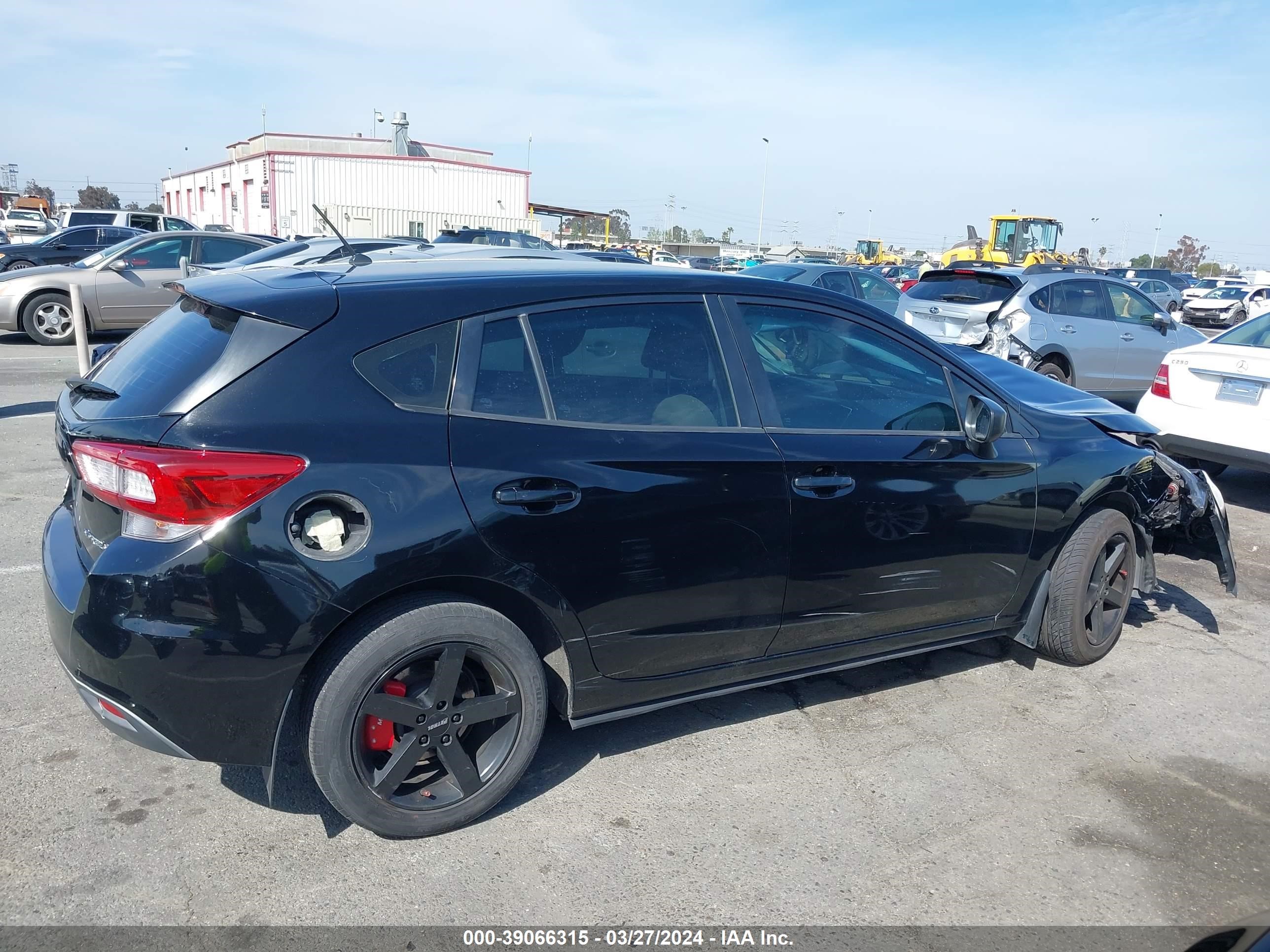 Photo 12 VIN: 4S3GTAA65H3723447 - SUBARU IMPREZA 