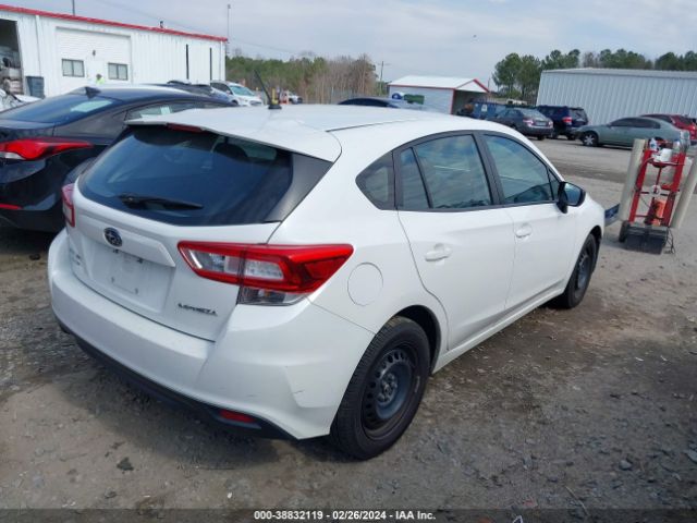 Photo 3 VIN: 4S3GTAA65J1715169 - SUBARU IMPREZA 