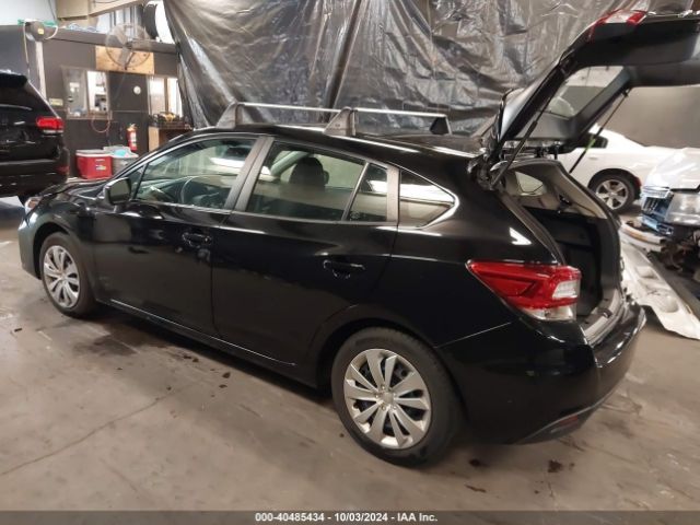 Photo 2 VIN: 4S3GTAA65J3734504 - SUBARU IMPREZA 