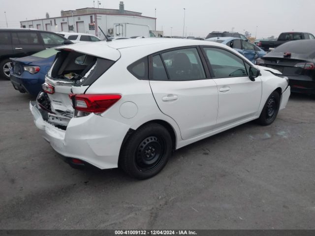 Photo 3 VIN: 4S3GTAA65K3718854 - SUBARU IMPREZA 