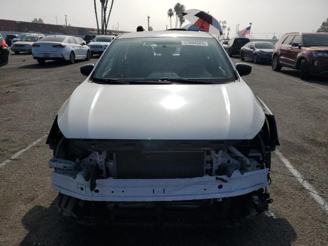 Photo 4 VIN: 4S3GTAA65K3737582 - SUBARU IMPREZA 