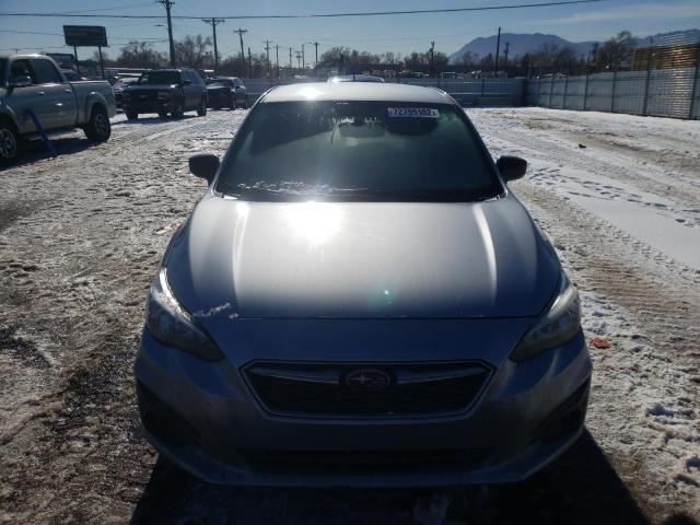 Photo 4 VIN: 4S3GTAA66J3705657 - SUBARU IMPREZA 