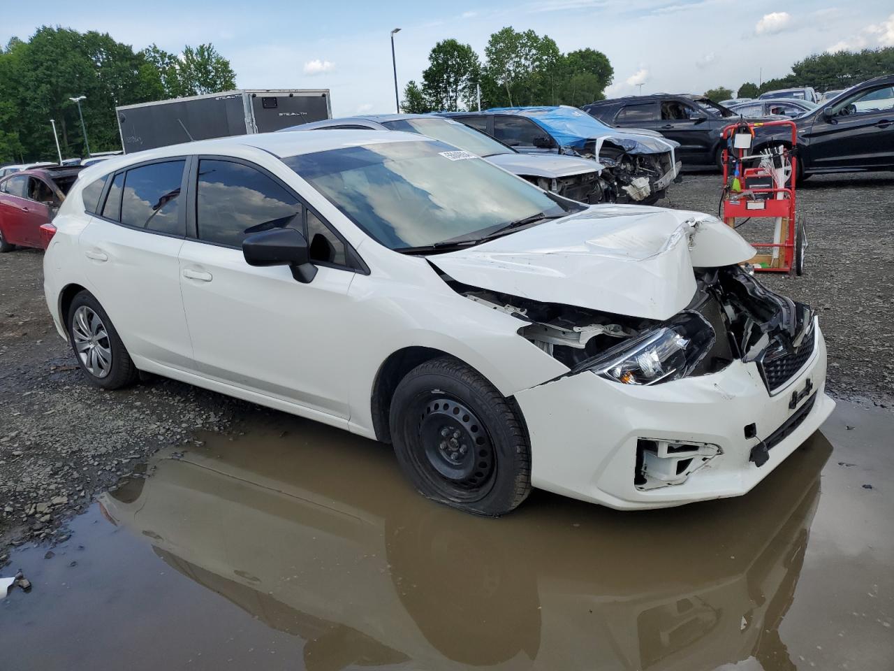 Photo 3 VIN: 4S3GTAA66J3741669 - SUBARU IMPREZA 