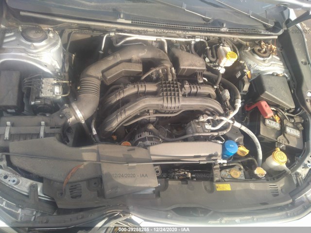 Photo 9 VIN: 4S3GTAA67J3716893 - SUBARU IMPREZA 