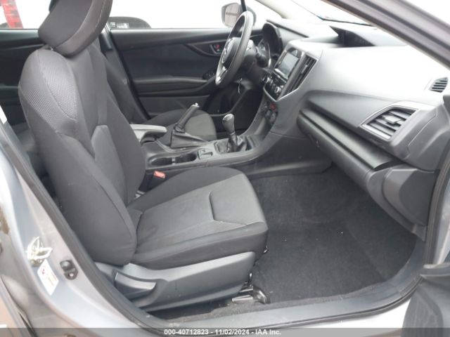 Photo 4 VIN: 4S3GTAA67K1742066 - SUBARU IMPREZA 