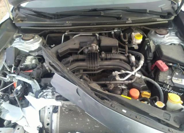 Photo 9 VIN: 4S3GTAA68J3712903 - SUBARU IMPREZA 