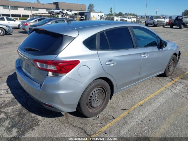 Photo 3 VIN: 4S3GTAA68J3750681 - SUBARU IMPREZA 