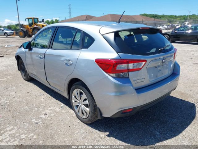 Photo 2 VIN: 4S3GTAA68K3722591 - SUBARU IMPREZA 