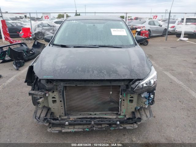 Photo 5 VIN: 4S3GTAA68K3730061 - SUBARU IMPREZA 