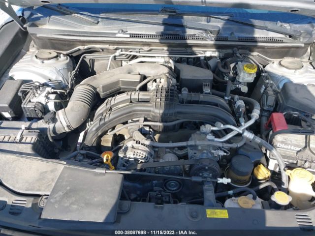 Photo 9 VIN: 4S3GTAA68K3738953 - SUBARU IMPREZA 