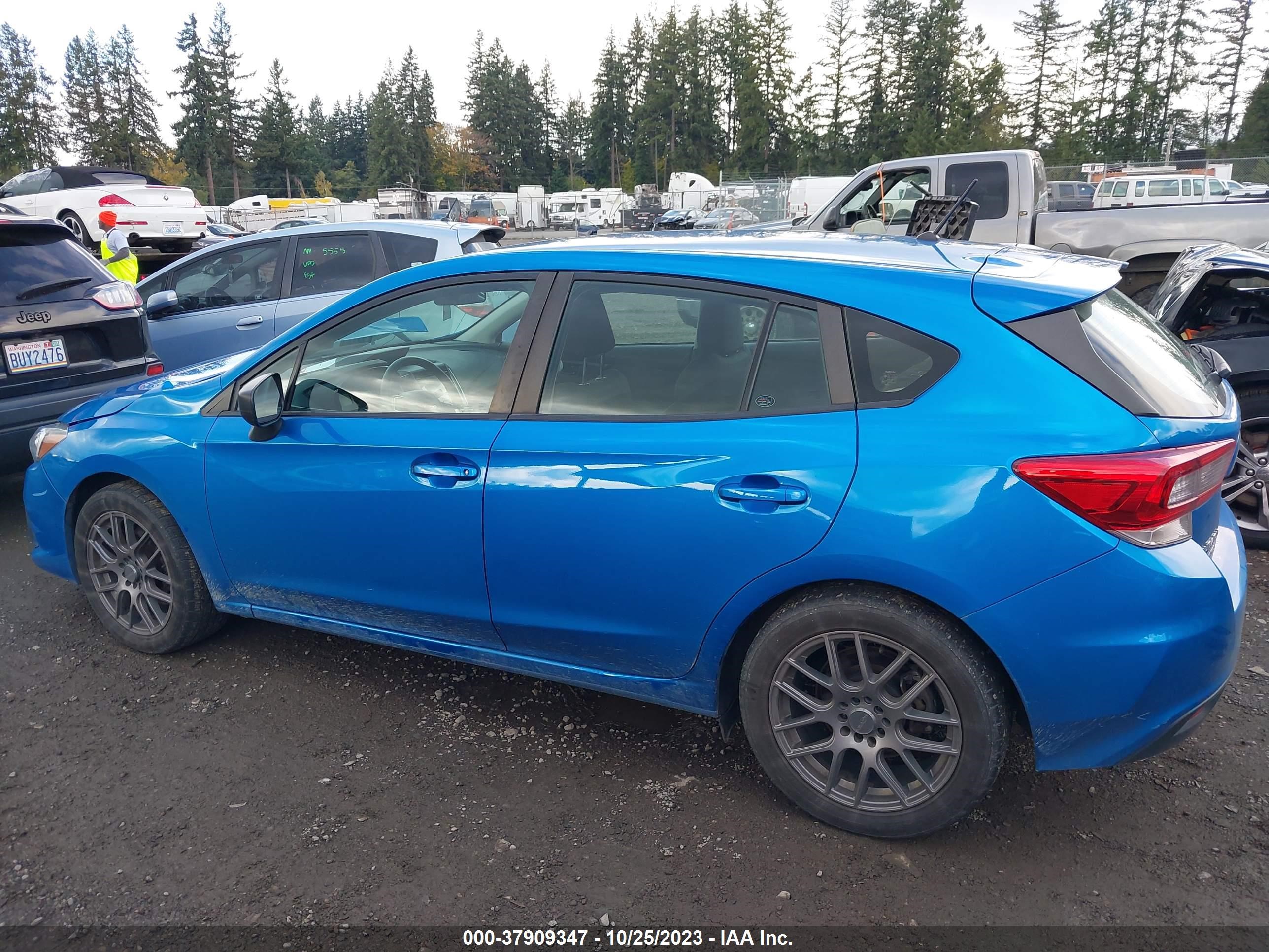 Photo 13 VIN: 4S3GTAA68M1712156 - SUBARU IMPREZA 