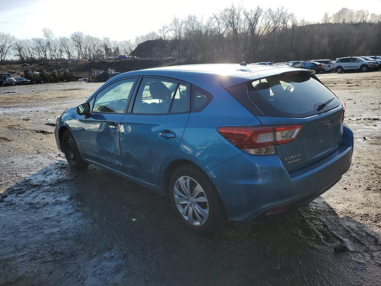 Photo 1 VIN: 4S3GTAA69J3732075 - SUBARU IMPREZA 