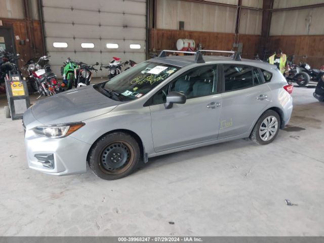 Photo 1 VIN: 4S3GTAA69J3745599 - SUBARU IMPREZA 