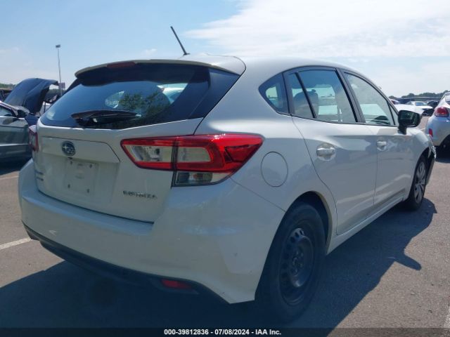 Photo 3 VIN: 4S3GTAA69K3712281 - SUBARU IMPREZA 