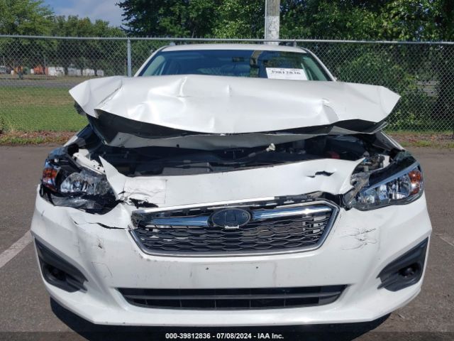 Photo 5 VIN: 4S3GTAA69K3712281 - SUBARU IMPREZA 