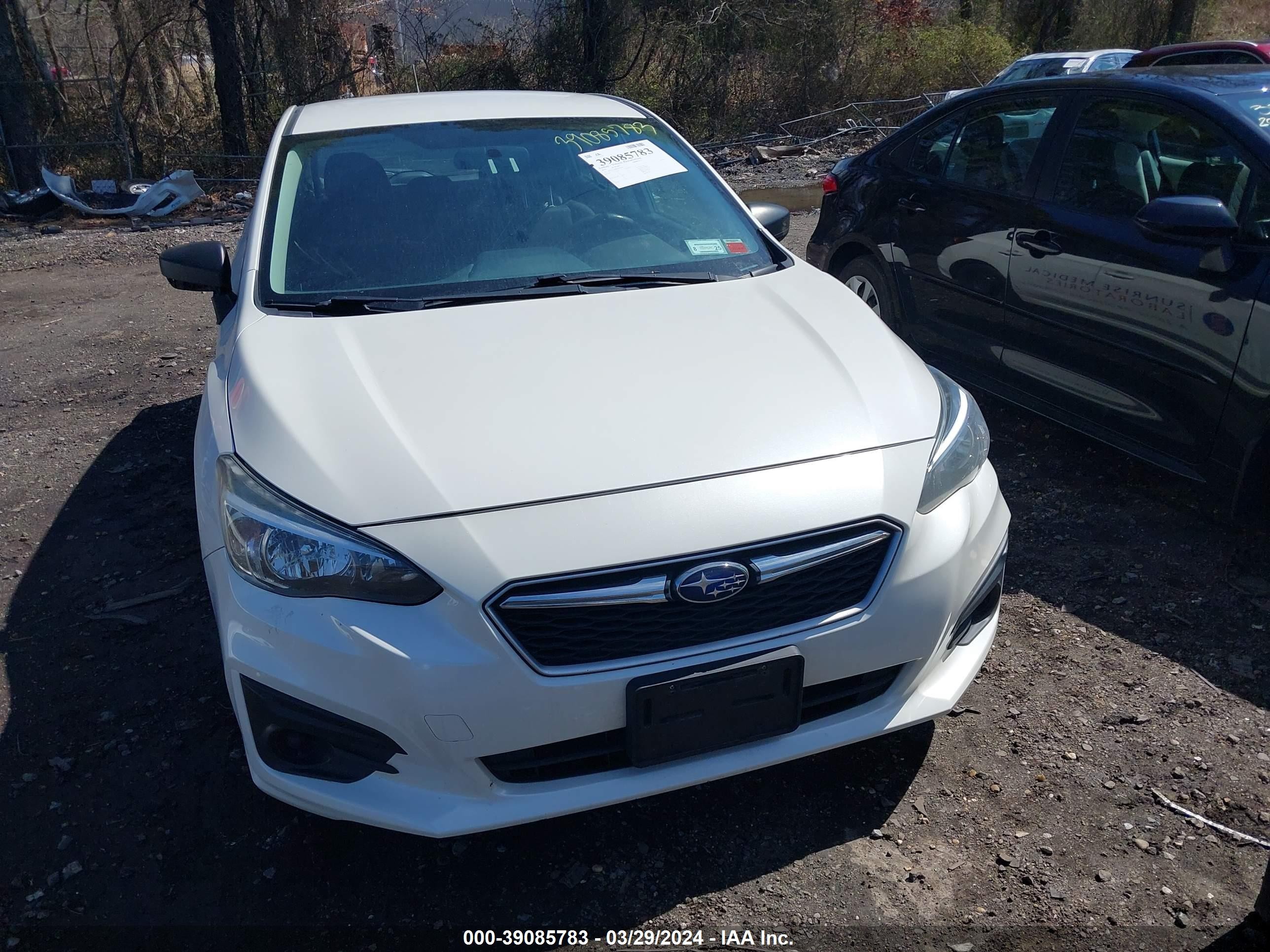 Photo 5 VIN: 4S3GTAA69K3742140 - SUBARU IMPREZA 