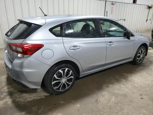 Photo 2 VIN: 4S3GTAA69L1718336 - SUBARU IMPREZA 