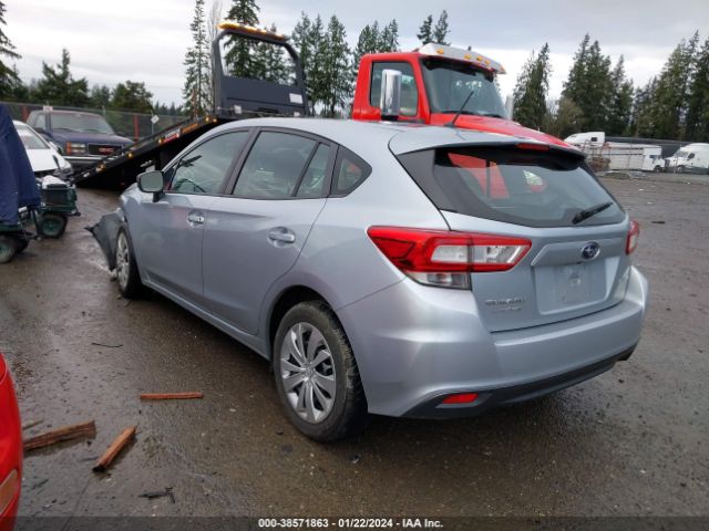 Photo 2 VIN: 4S3GTAA6XJ3746566 - SUBARU IMPREZA 