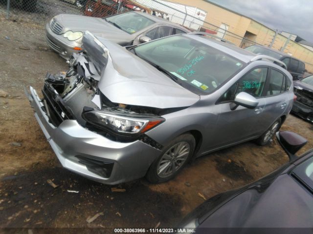 Photo 1 VIN: 4S3GTAB60J3715504 - SUBARU IMPREZA 