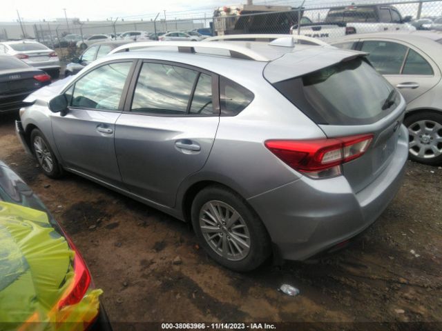 Photo 2 VIN: 4S3GTAB60J3715504 - SUBARU IMPREZA 