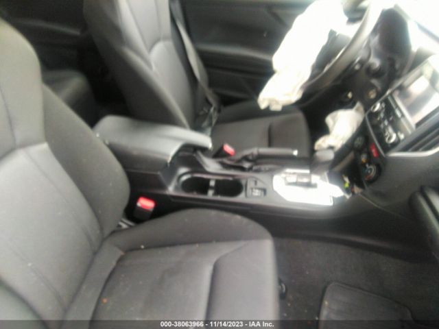 Photo 4 VIN: 4S3GTAB60J3715504 - SUBARU IMPREZA 