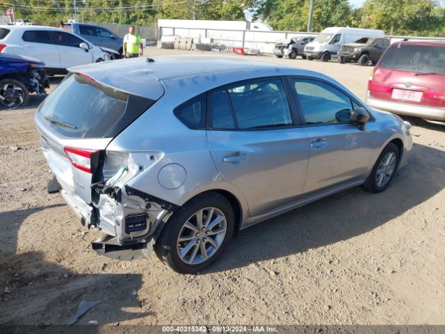 Photo 3 VIN: 4S3GTAB60K3707579 - SUBARU IMPREZA 