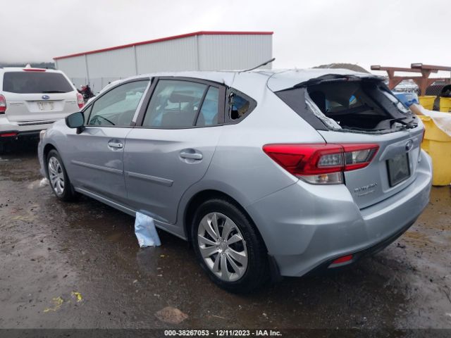 Photo 2 VIN: 4S3GTAB60N3721759 - SUBARU IMPREZA 