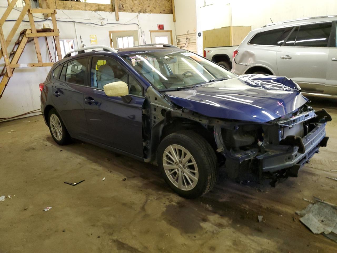 Photo 3 VIN: 4S3GTAB61H3743421 - SUBARU IMPREZA 