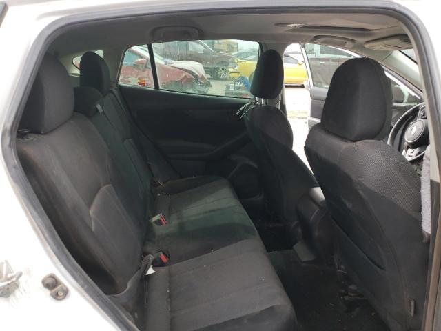 Photo 9 VIN: 4S3GTAB61J3715589 - SUBARU IMPREZA 