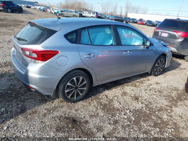 Photo 3 VIN: 4S3GTAB61L3729348 - SUBARU IMPREZA 