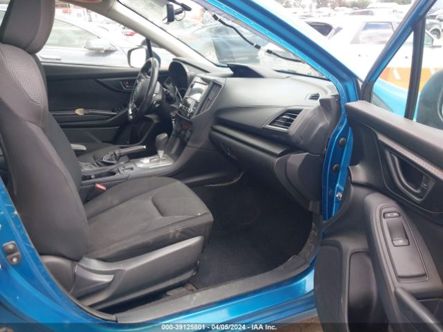 Photo 4 VIN: 4S3GTAB62H3702490 - SUBARU IMPREZA 