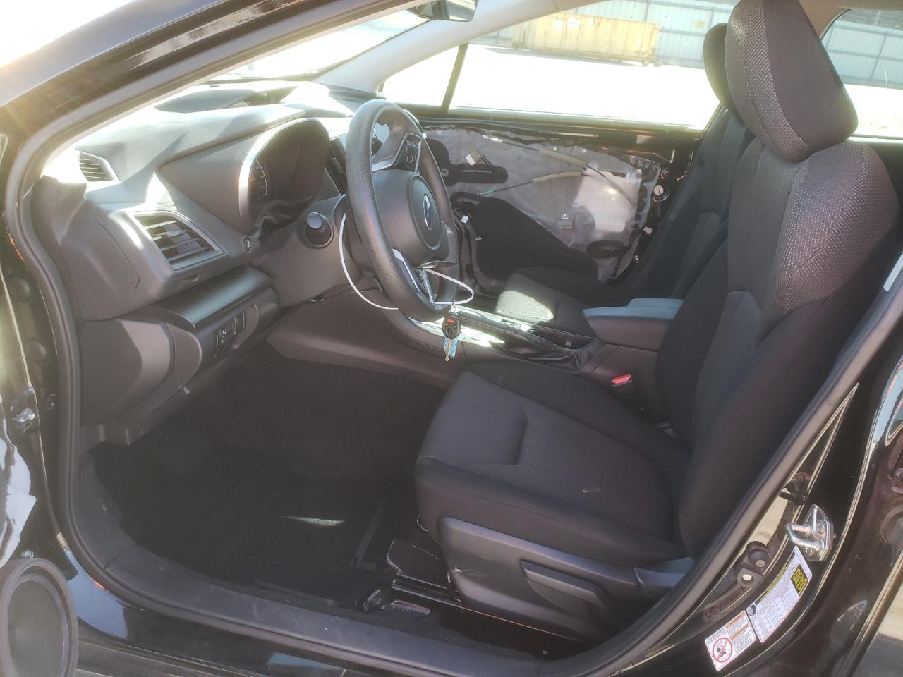 Photo 6 VIN: 4S3GTAB62H3723923 - SUBARU IMPREZA 