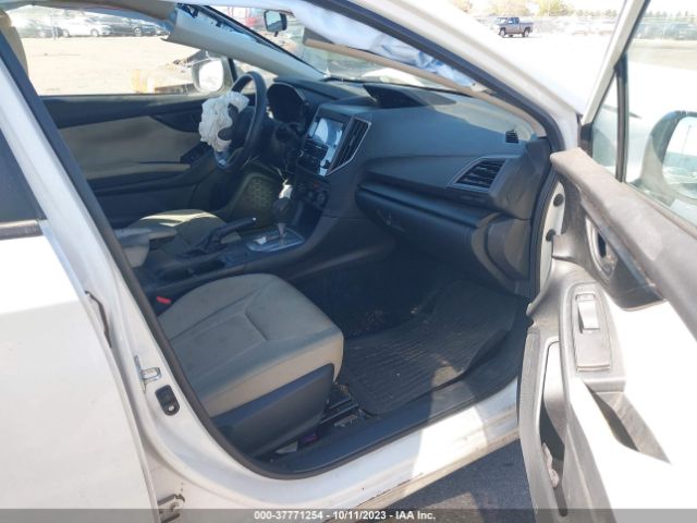 Photo 4 VIN: 4S3GTAB62L3700408 - SUBARU IMPREZA 