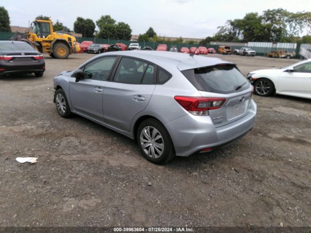 Photo 2 VIN: 4S3GTAB62L3721646 - SUBARU IMPREZA 