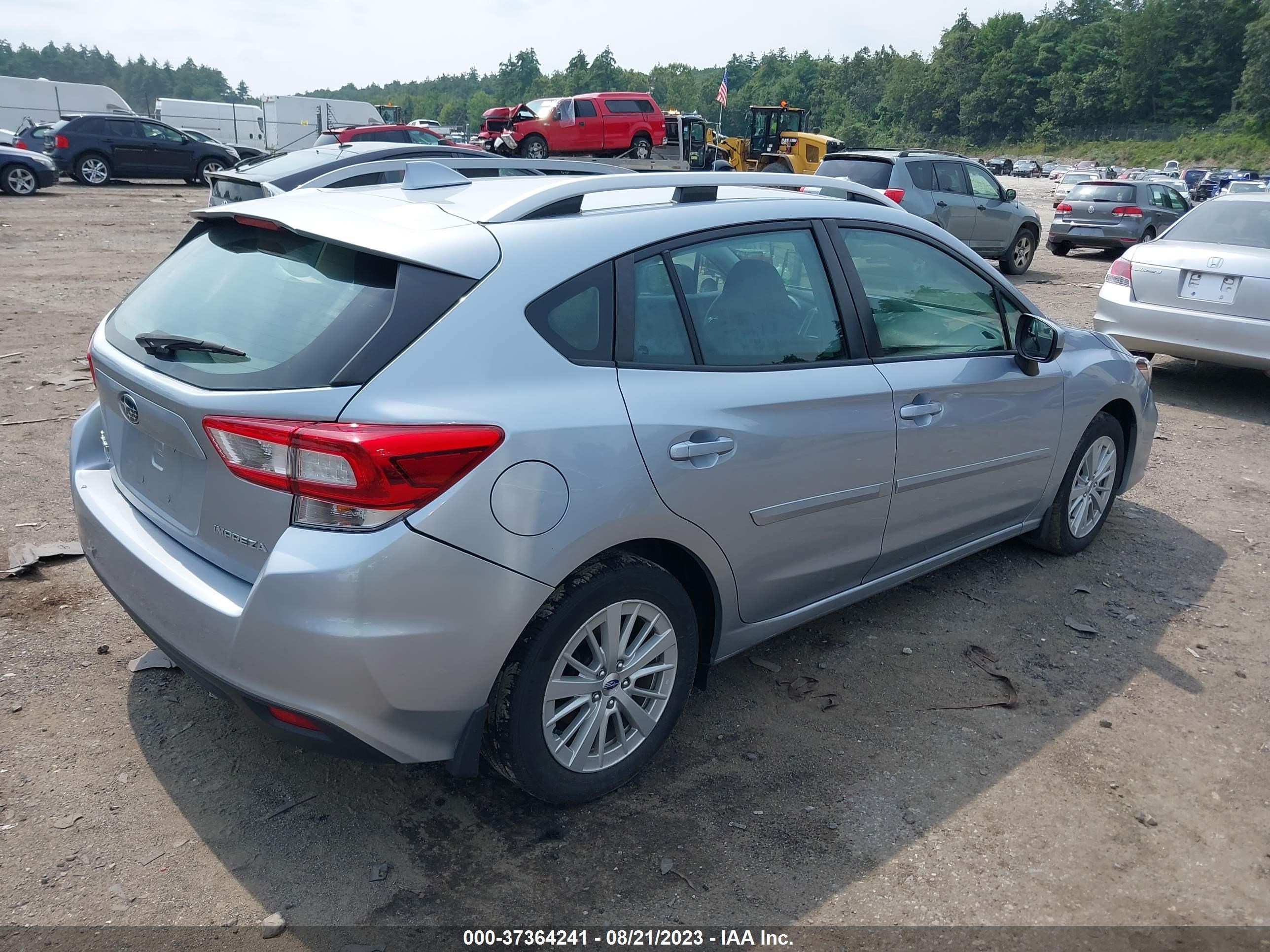 Photo 3 VIN: 4S3GTAB65H3723348 - SUBARU IMPREZA 